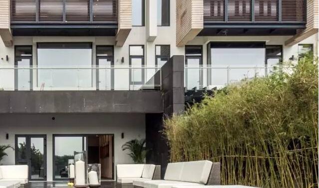 �ό������b���OӋ