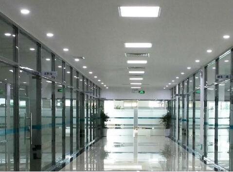 �ό��S���b���OӋ