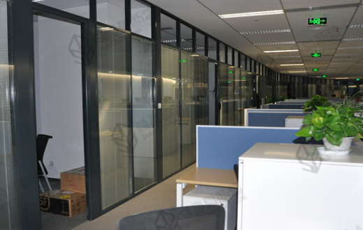 �ό��b�޹�˾�ļҺ�