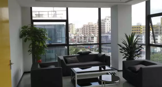 �ό����b�b�޹�˾�ļҺ�