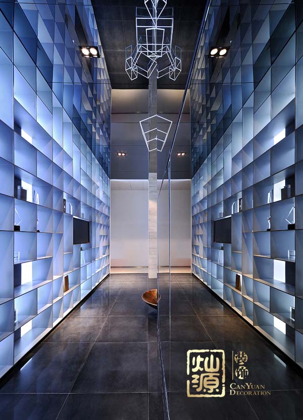 �ό����֘��b��