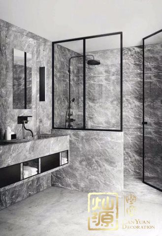 �l���g�ռ{