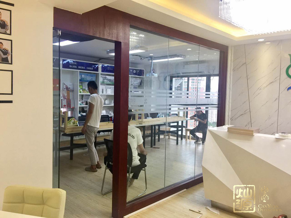 �ό����Ă��b�޹�˾��һ�c2